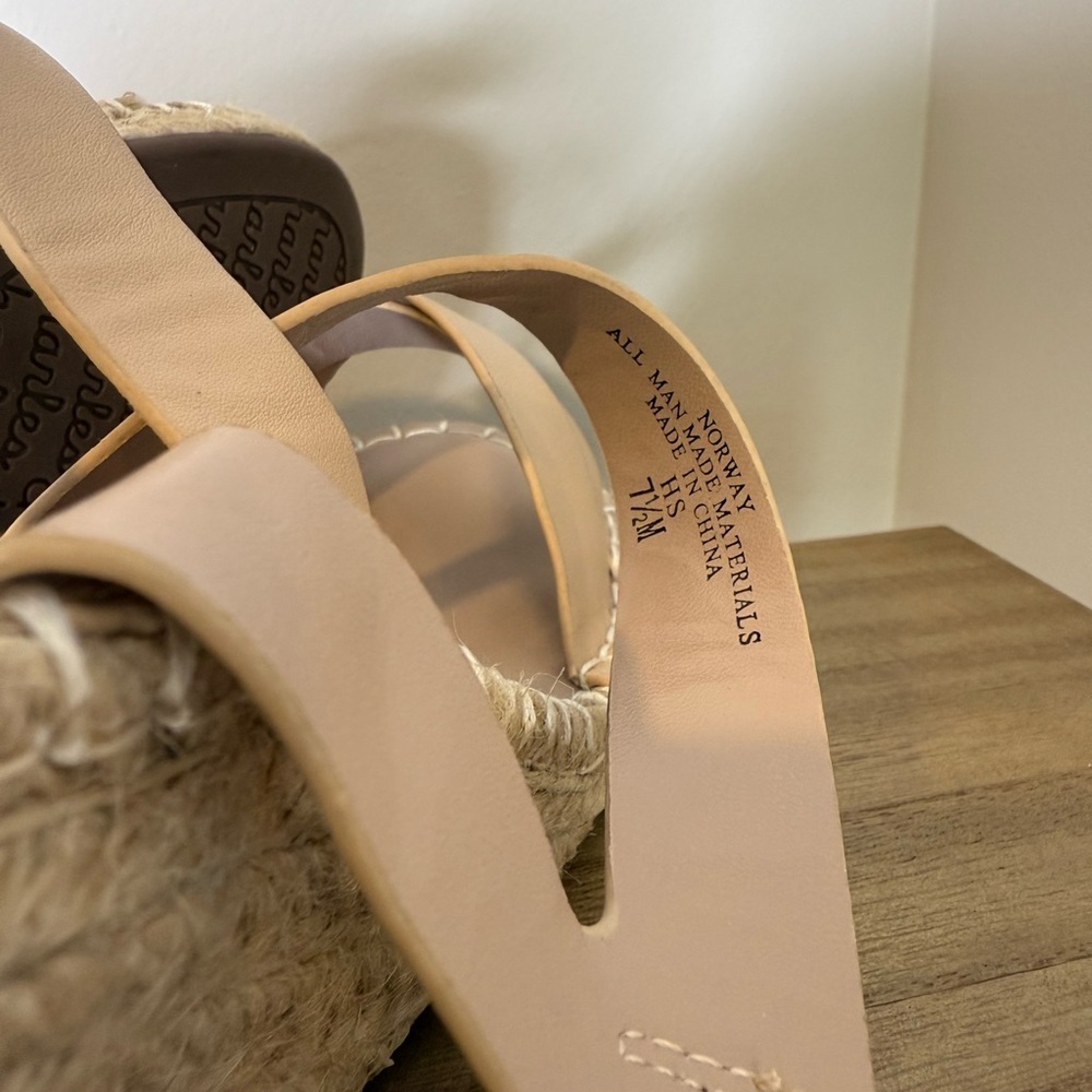 Wedges Charles By Charles David - Picture 8 of 9